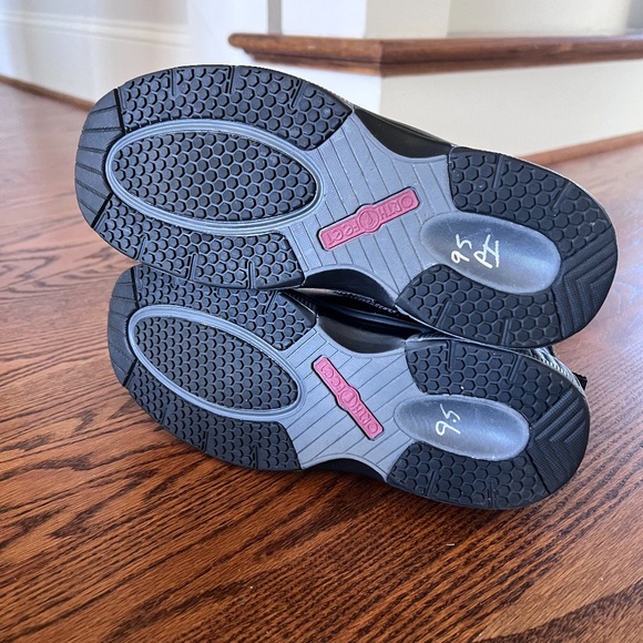 Orthofeet Siena Leather Ankle Boots Black Size 9.5 B Medium NWOT - Picture 13 of 15